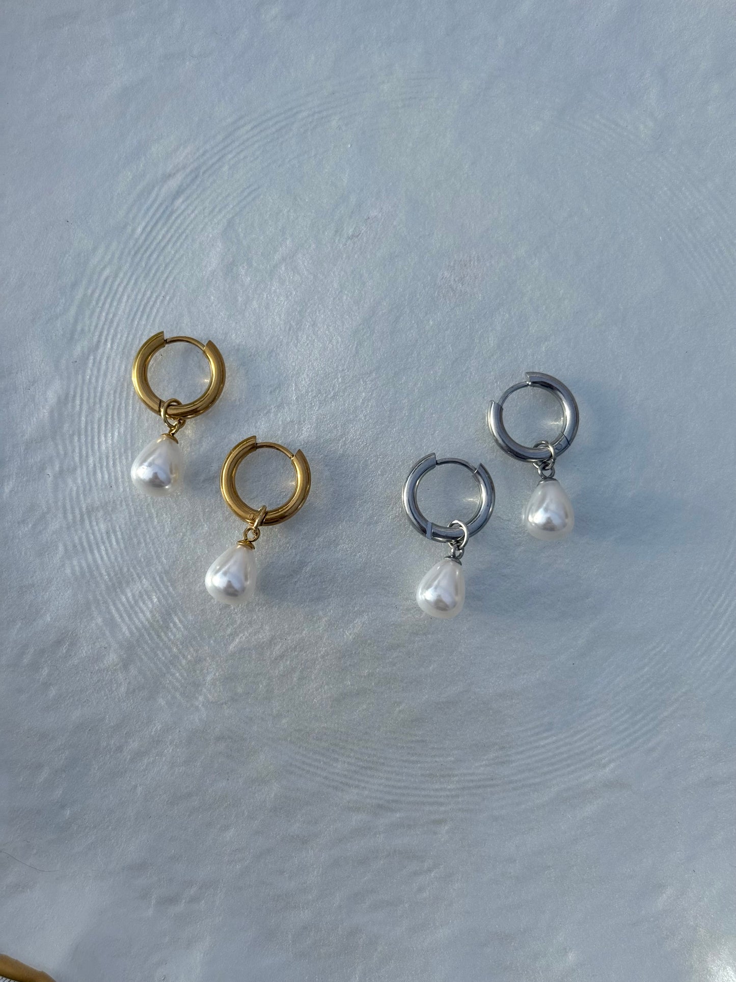 Mary Pearl Earrings