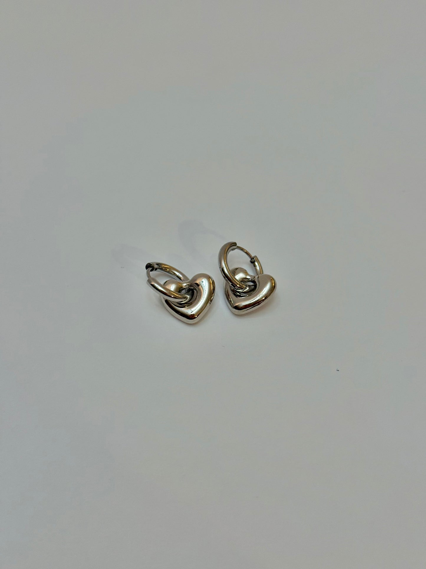 Amorcito Heart Earrings