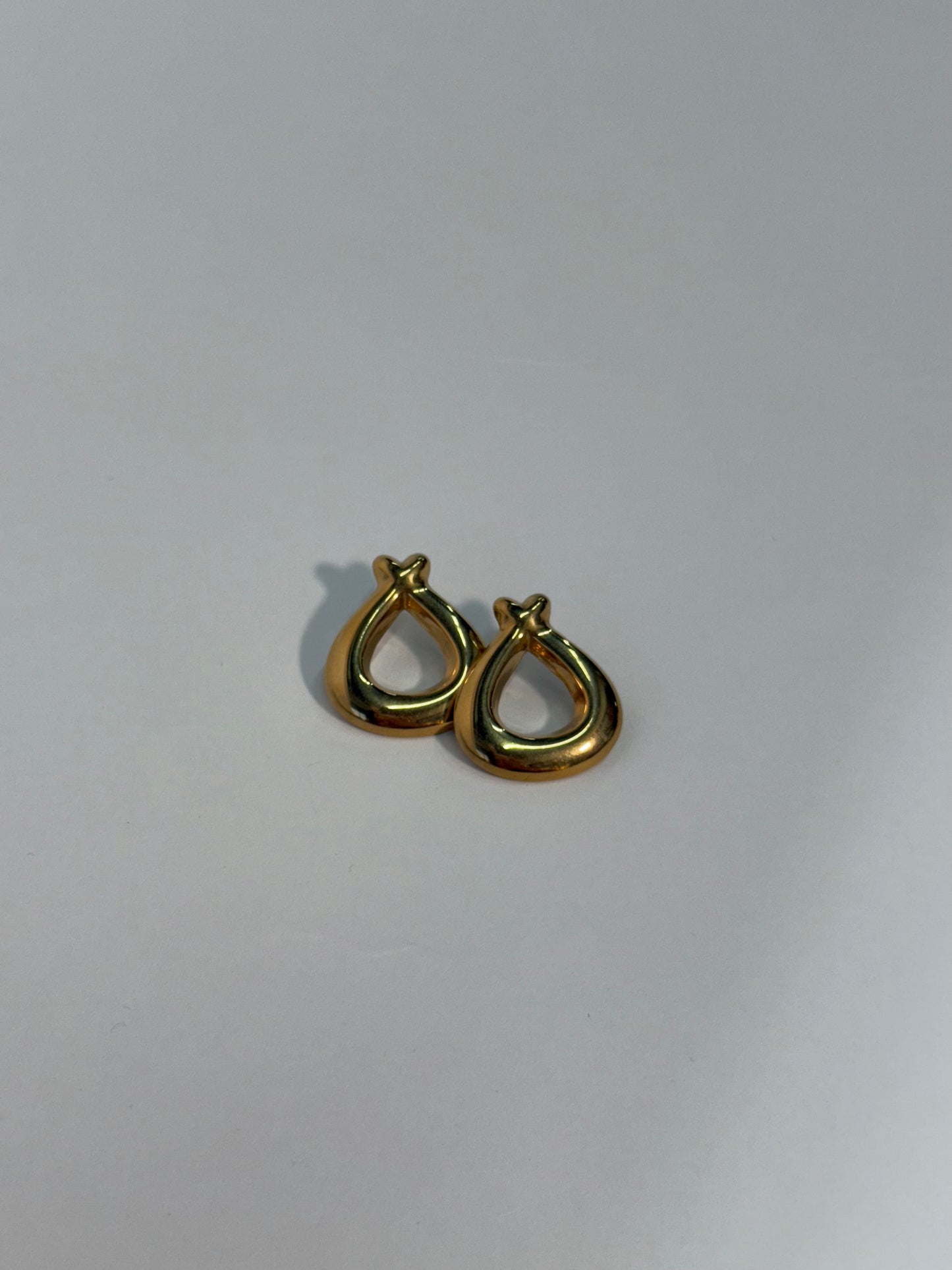 Ines Teardrop Earrings